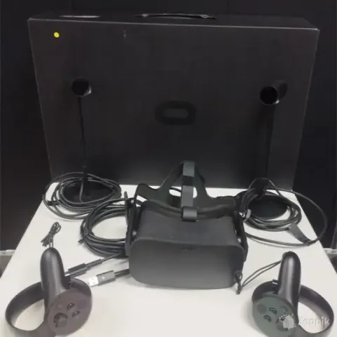 Oculus Rift CV1 VR komplekt (Touch + sensorid)