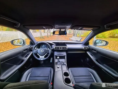 Lexus IS 300h F-Sport 2.5 133kW