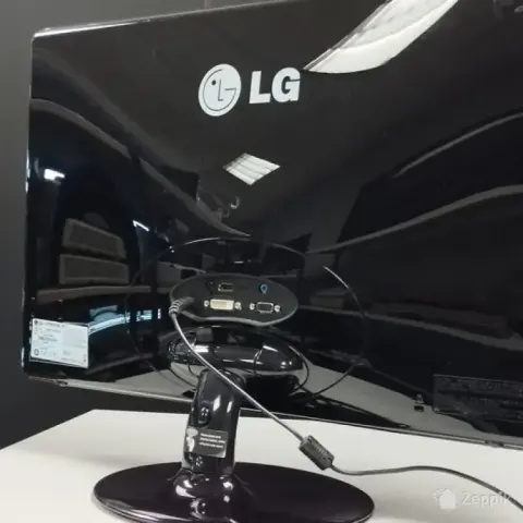 LG E2350V-PN 23" Full HD LED monitor