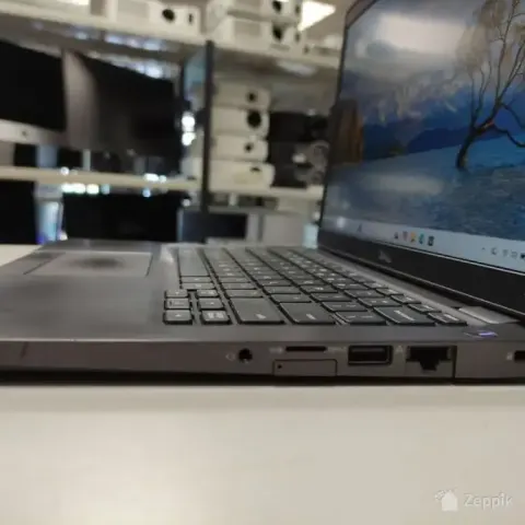 Dell Latitude 5300 i5 8GB 256GB SSD Win11 Pro sülearvuti
