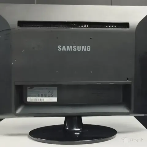 Samsung 2253LW 22 LCD monitor DVI VGA