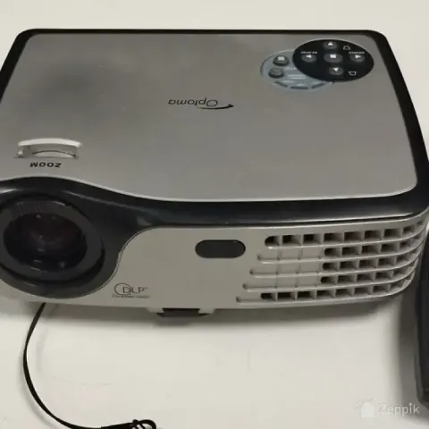 Optoma EP729 projektor 709 tundi