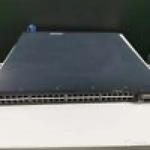 Juniper EX4200-48T 8 PoE switch