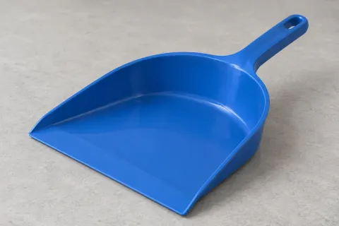 Синий пластиковый совок 32 × 22 см