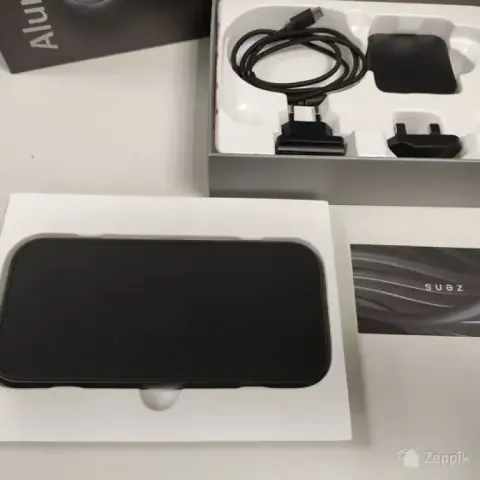 Zens Dual 5 Coil Aluminium Wireless Charger (ZEDC11B/00)