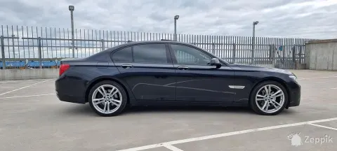 BMW 740 M Sports package M Aerodynamics package 3.0 R6 225kW