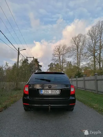 Skoda Superb FAMILY 1.8 TSI 118kW