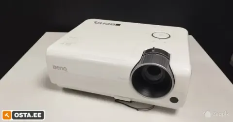 BenQ MP625P projektor (948 töötundi)