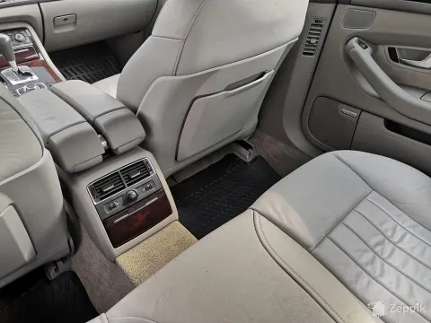 Audi A8 3.0 chip 215kw 171kW