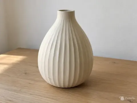 Кремовая керамическая ваза, 25 см