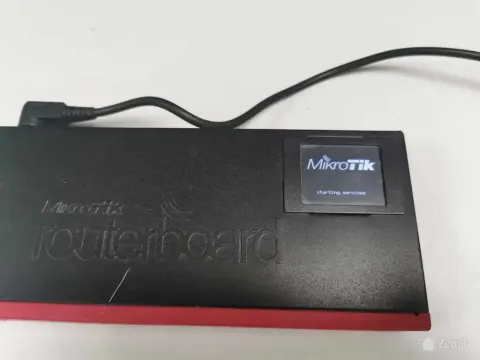 MikroTik RB2011 UASIN ruuter
