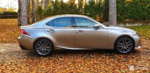 Lexus IS 300h F-Sport 2.5 133kW