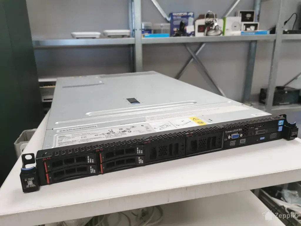 IBM x3550 M4 server/ 4x 600GB SAS/E5-2670
