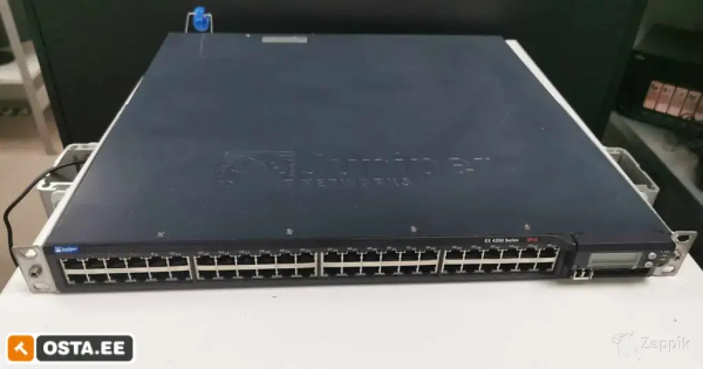 Juniper EX4200-48T 8 PoE switch