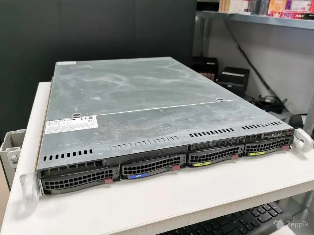 Supermicro 815-5