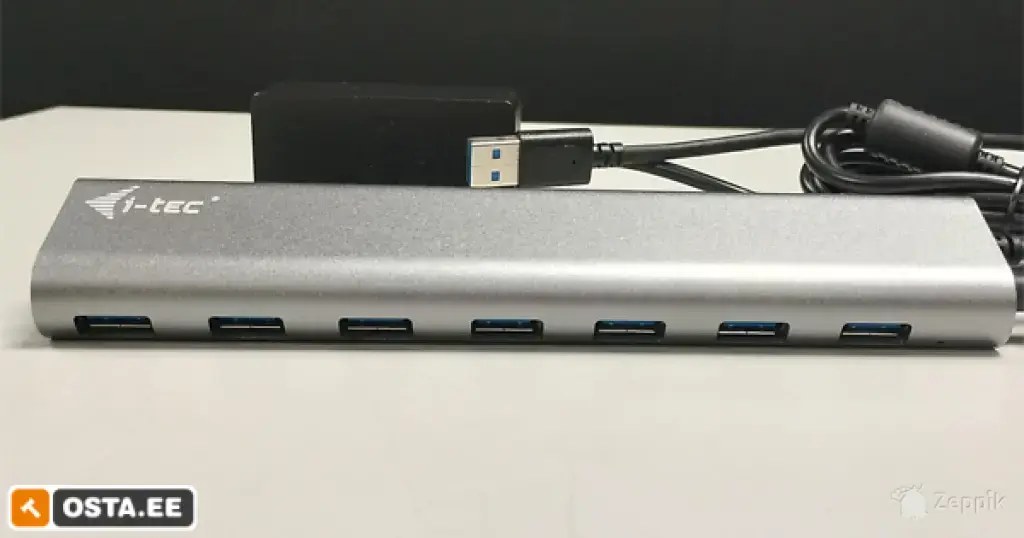 i-tec USB 3.0 Metallist HUB 7-portiline toitega USB-A