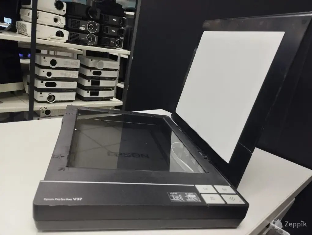 Epson Perfection V37 A4 skanner