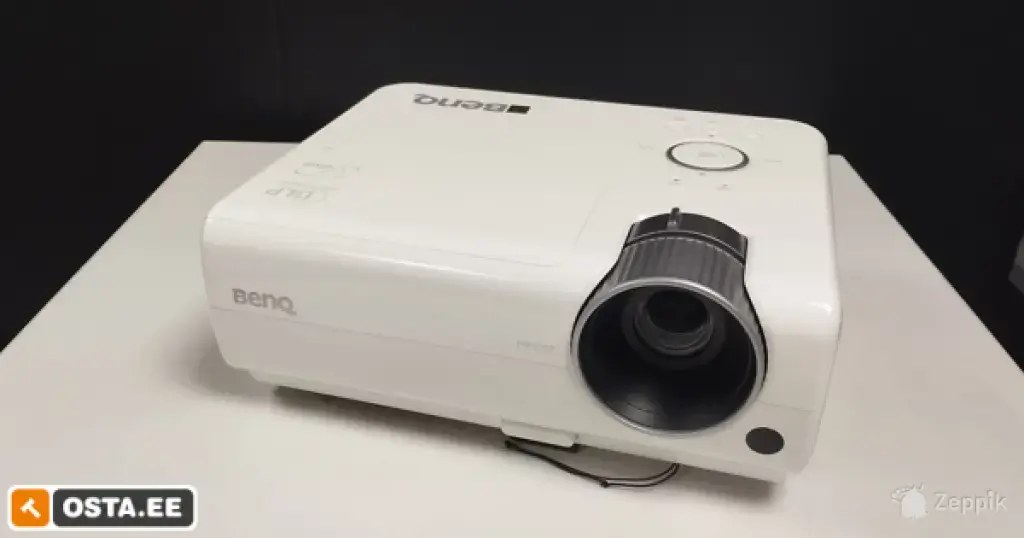 BenQ MP625P projektor (948 töötundi)