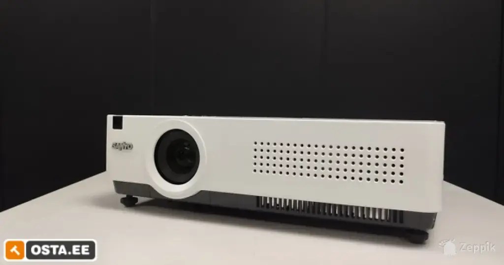 Sanyo PLC-XU350A projektor XGA, 3500 ANSI lm, 550 tundi